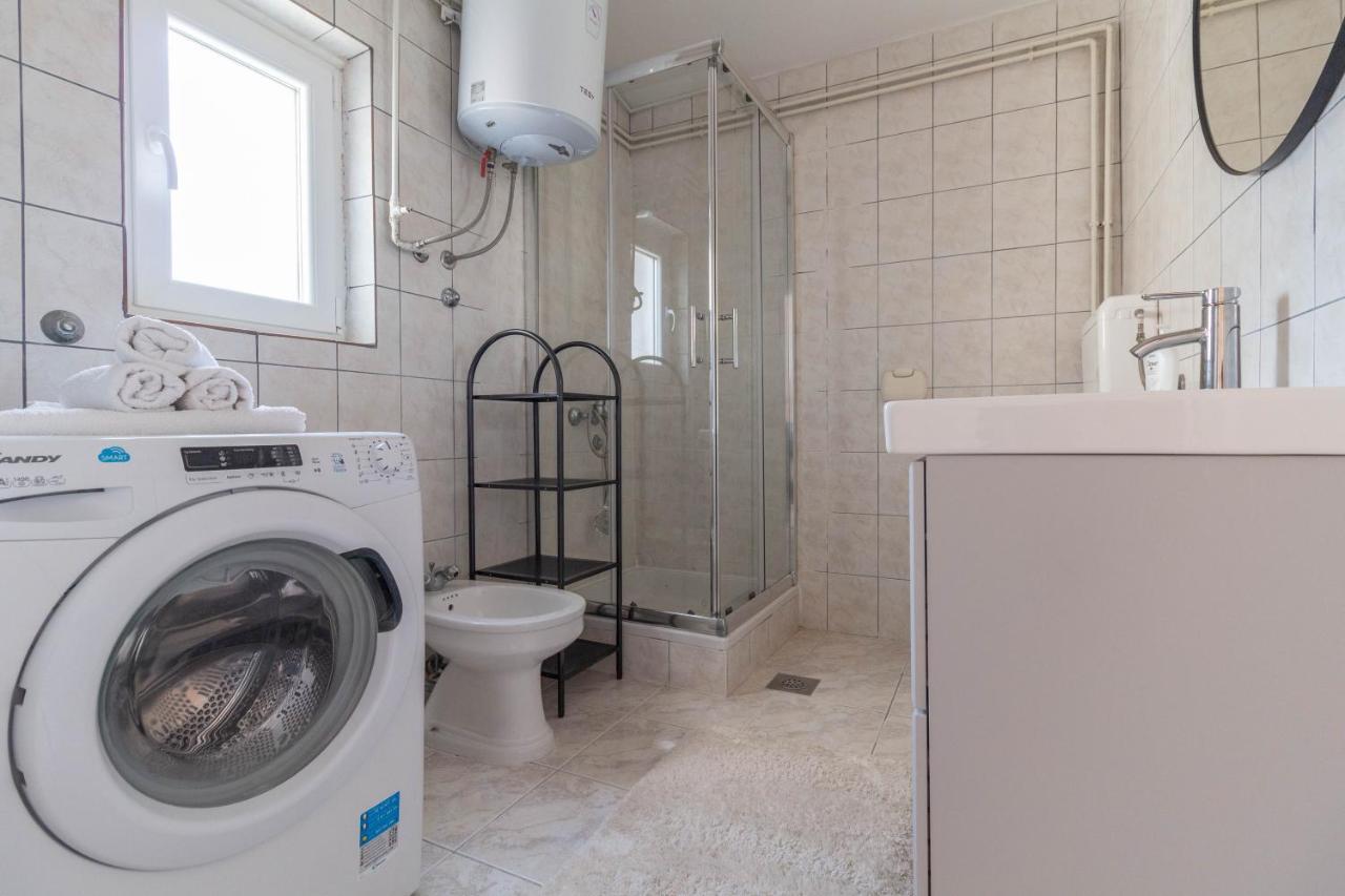 Modern Apartment Sara-Near The Beach Privlaka  Ngoại thất bức ảnh