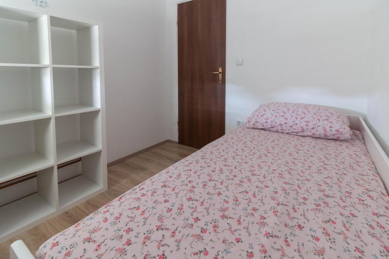 Modern Apartment Sara-Near The Beach Privlaka  Ngoại thất bức ảnh